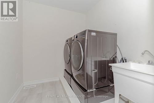 10 Blaney Street, Brant (Paris), ON - Indoor Photo Showing Laundry Room