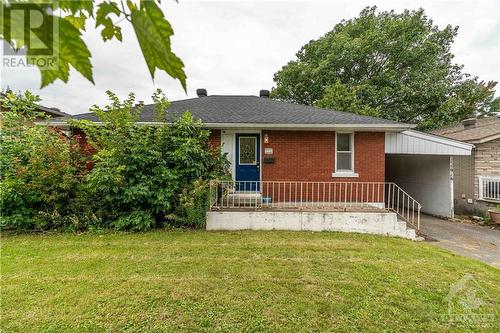 916 Aaron Avenue, Ottawa, ON - Outdoor