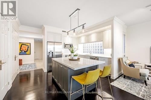 301 - 8 Sultan Street, Toronto (Bay Street Corridor), ON - Indoor Photo Showing Dining Room