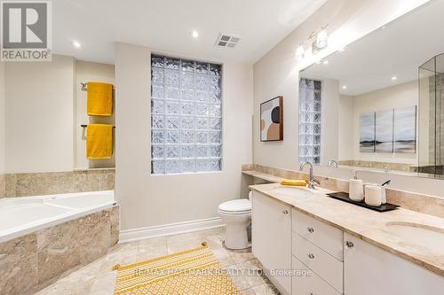 301 - 8 Sultan Street, Toronto (Bay Street Corridor), ON - Indoor Photo Showing Bathroom