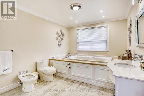 164 Darlingside Drive, Toronto (West Hill), ON - Indoor Photo Showing Bathroom