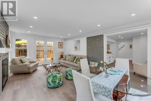 133 Huntington Park Drive, Markham (Thornlea), ON - Indoor Photo Showing Living Room With Fireplace