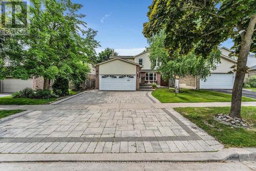 133 Huntington Park Drive, Markham (Thornlea), ON - Outdoor