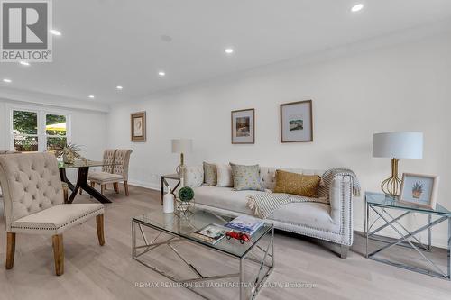 133 Huntington Park Drive, Markham (Thornlea), ON - Indoor Photo Showing Living Room