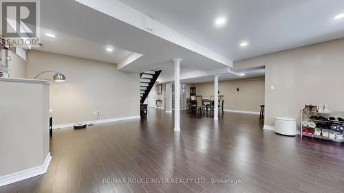 32 Dalmato Court, Vaughan (Vaughan Grove), ON - Indoor