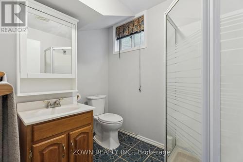 11 Bristow Court, Barrie (Allandale Heights), ON - Indoor Photo Showing Bathroom