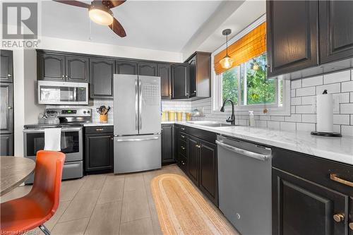 58 Riddle Court, North Bay, ON - Indoor Photo Showing Kitchen