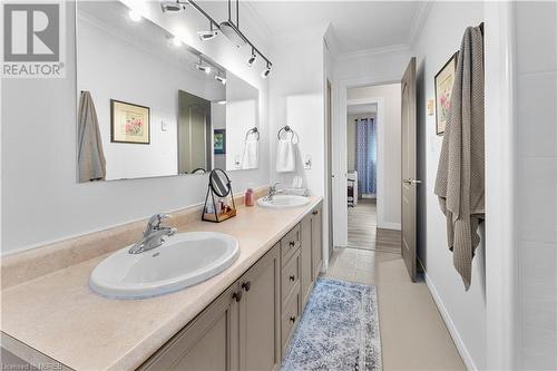 58 Riddle Court, North Bay, ON - Indoor Photo Showing Bathroom