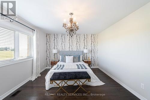 259 Bonnieglen Farm Boulevard, Caledon, ON - Indoor Photo Showing Bedroom