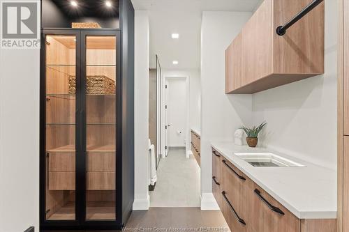 754 Old Tecumseh Road, Lakeshore, ON - Indoor Photo Showing Kitchen