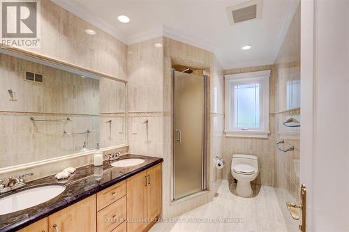 1416 Elaine Trail, Mississauga, ON - Indoor Photo Showing Bathroom