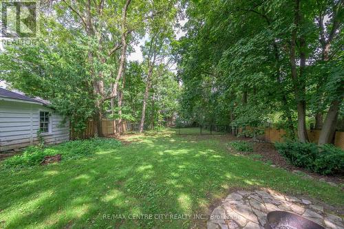 1305 Springbank Avenue, London, ON - Outdoor