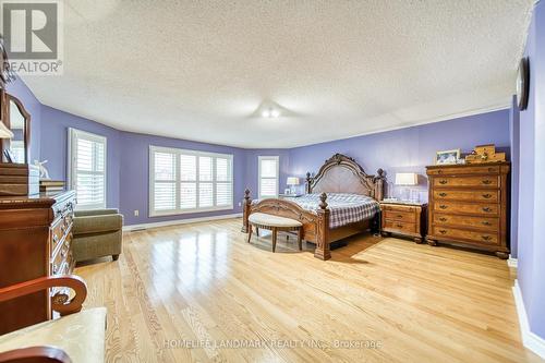 5146 Nishga Court, Mississauga, ON - Indoor Photo Showing Bedroom