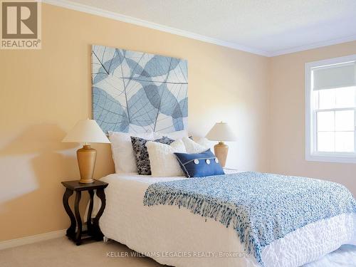 7 Stornwood Court, Brampton (Fletcher'S Creek South), ON - Indoor Photo Showing Bedroom