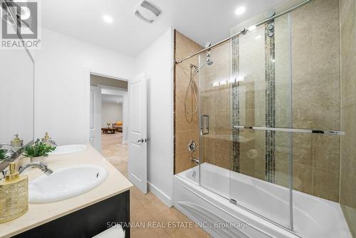 12 Blue Ridge Road, Toronto (Bayview Village), ON - Indoor Photo Showing Bathroom