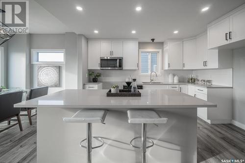 105 Traeger Common, Saskatoon, SK - Indoor Photo Showing Kitchen With Upgraded Kitchen