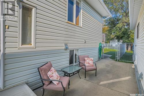 1505 Kilburn Avenue, Saskatoon, SK - Outdoor With Deck Patio Veranda With Exterior