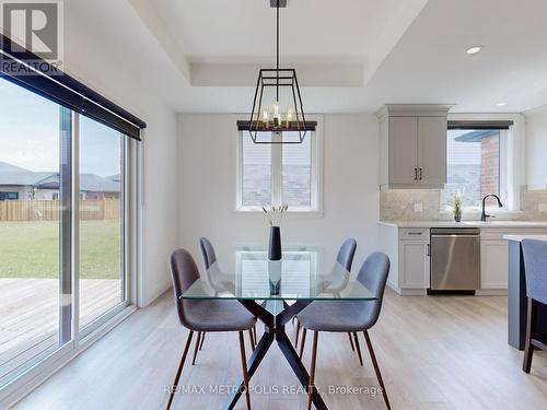 209 Duncan Street, West Perth, ON - Indoor Photo Showing Dining Room