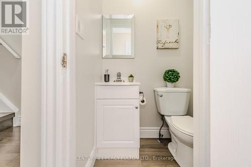 171 Norfolk Avenue, Cambridge, ON - Indoor Photo Showing Bathroom