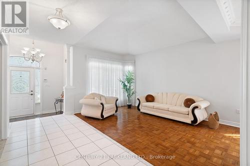 10 Kilmarnoch Avenue, Vaughan (Maple), ON - Indoor