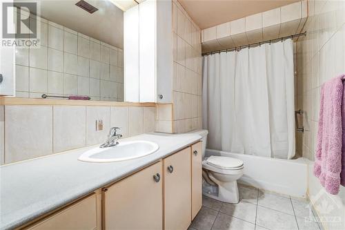 3100 Carling Avenue Unit#110, Ottawa, ON - Indoor Photo Showing Bathroom