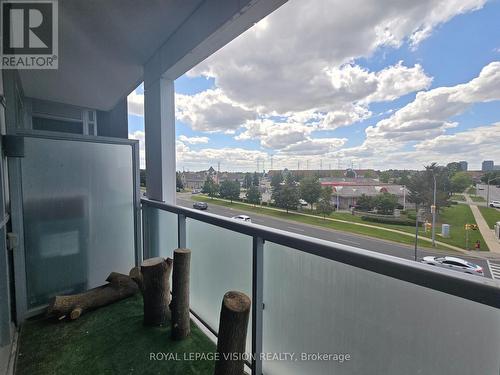 315 - 8763 Bayview Avenue W, Richmond Hill (Doncrest), ON - Outdoor With View