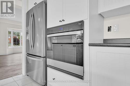 21 North Garden Boulevard, Scugog (Port Perry), ON - Indoor Photo Showing Kitchen