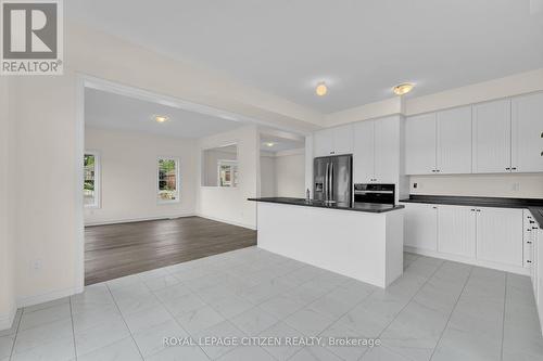 21 North Garden Boulevard, Scugog (Port Perry), ON - Indoor Photo Showing Kitchen