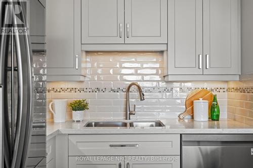 1202 - 15 Towering Heights Boulevard, St. Catharines, ON - Indoor Photo Showing Kitchen With Double Sink