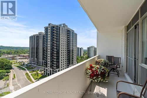 1202 - 15 Towering Heights Boulevard, St. Catharines, ON - Outdoor