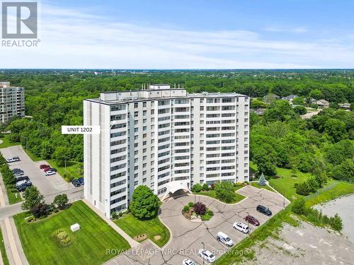 1202 - 15 Towering Heights Boulevard, St. Catharines, ON - Outdoor With View