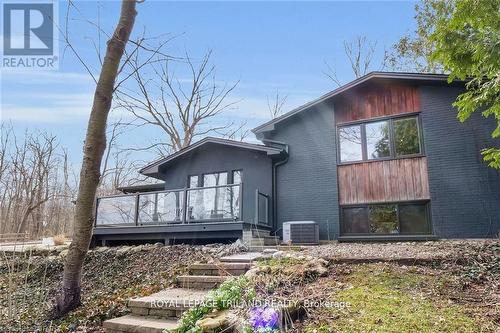 1625 Hillside Drive, London, ON - Outdoor With Deck Patio Veranda