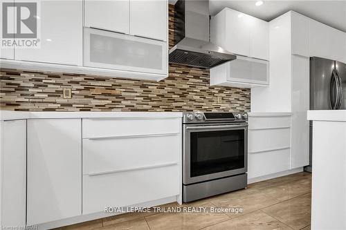 1625 Hillside Drive, London, ON - Indoor Photo Showing Kitchen