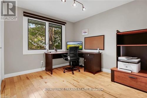 1625 Hillside Drive, London, ON - Indoor Photo Showing Office