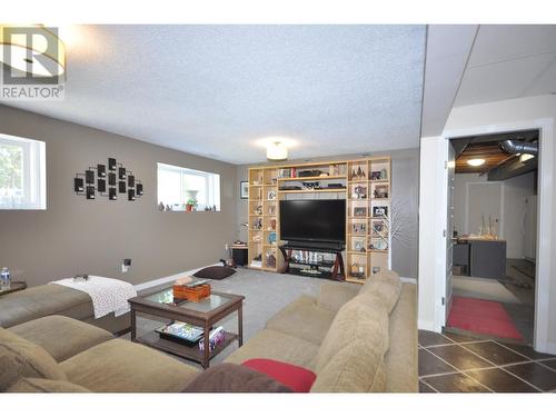 1507 Gun-A-Noot Trail, Williams Lake, BC - Indoor Photo Showing Living Room