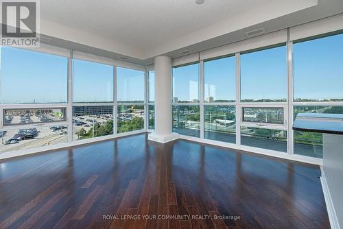 803 - 1055 Southdown Road, Mississauga (Clarkson), ON - Indoor Photo Showing Other Room