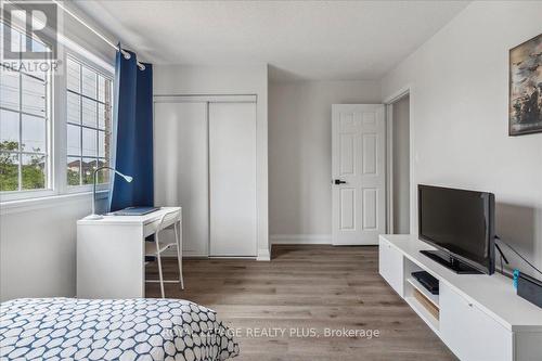 487 Cedar Hedge Road, Milton (Clarke), ON - Indoor Photo Showing Bedroom