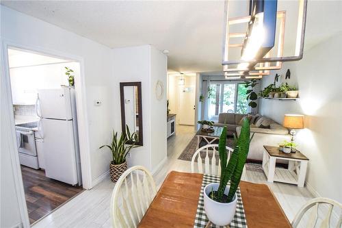 5 Hillcrest Road, Port Colborne, ON - Indoor Photo Showing Dining Room