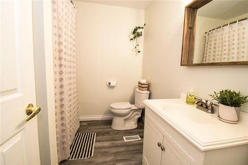 5 Hillcrest Road, Port Colborne, ON - Indoor Photo Showing Bathroom