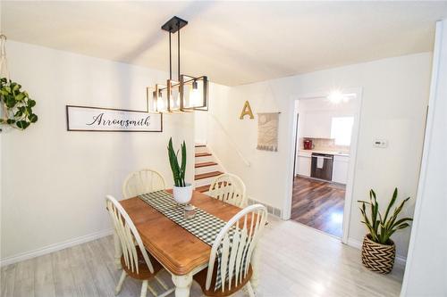 5 Hillcrest Road, Port Colborne, ON - Indoor Photo Showing Dining Room