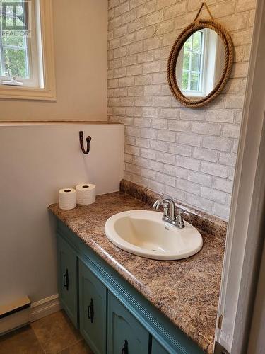 14 Park Avenue, Triton, NL - Indoor Photo Showing Bathroom