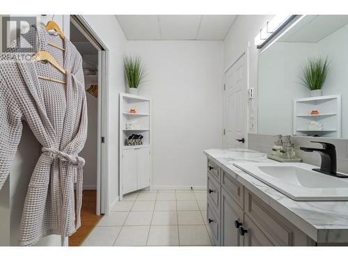 1399 12Th  Avenue, Invermere, BC - Indoor Photo Showing Bathroom