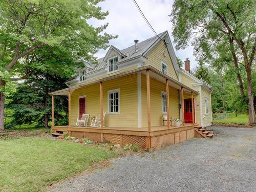 Vue d'ensemble - 326 Ch. Des Patriotes S., Mont-Saint-Hilaire, QC - Outdoor With Deck Patio Veranda