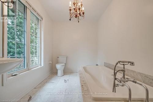 3286 Shelburne Place, Oakville (1001 - Br Bronte), ON - Indoor Photo Showing Bathroom