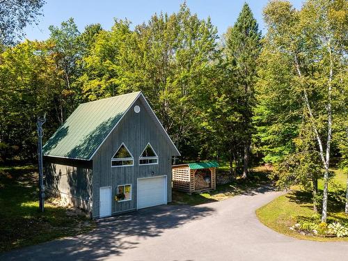 Garage - 840 Ch. Du Lac-Bouthillier, Saint-Aimé-Du-Lac-Des-Îles, QC - Outdoor