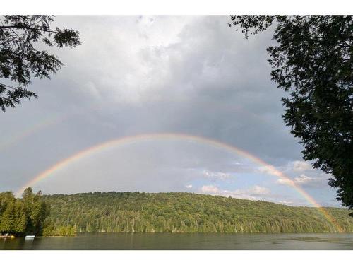 Waterfront - 840 Ch. Du Lac-Bouthillier, Saint-Aimé-Du-Lac-Des-Îles, QC - Outdoor With View