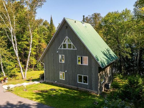 Face arriÃ¨re - 840 Ch. Du Lac-Bouthillier, Saint-Aimé-Du-Lac-Des-Îles, QC - Outdoor