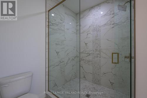 3741 Somerston Crescent, London, ON - Indoor Photo Showing Bathroom