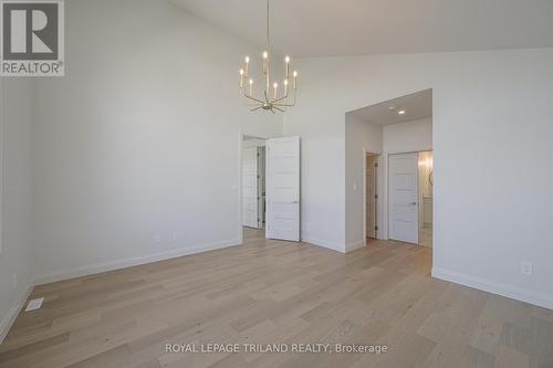 3741 Somerston Crescent, London, ON - Indoor Photo Showing Other Room