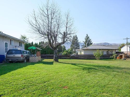 1020 Oxford Street, Kamloops, BC - Outdoor